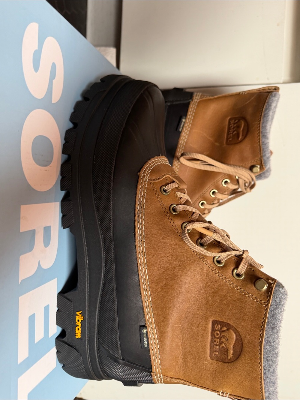 Sorel Men’s Tan and Black Waterproof Lace-Up Winter Boot